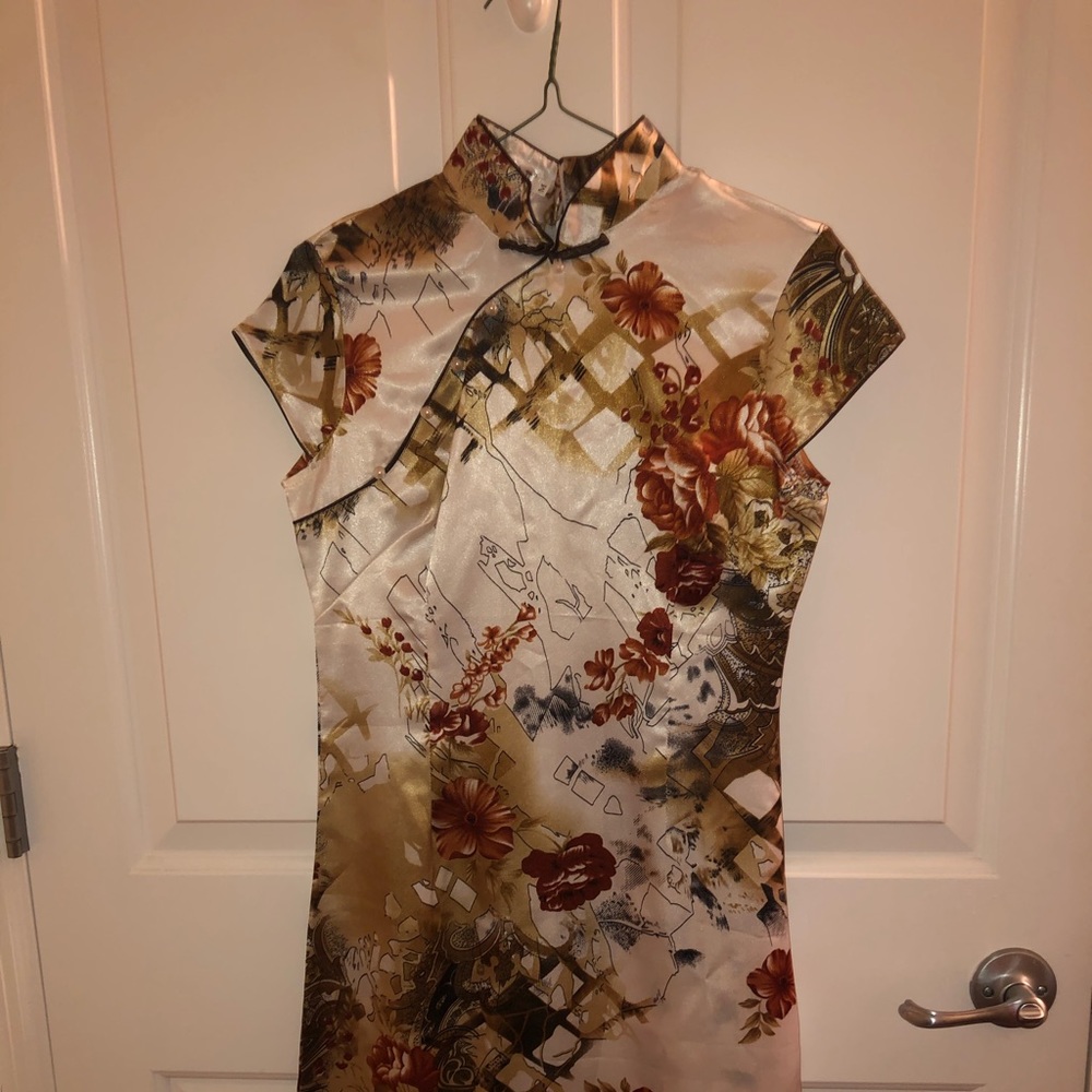Oriental Dress, Laogudai, size medium